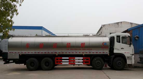 东风福瑞卡应急净水运输车