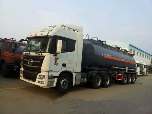 东风153净水剂运输车