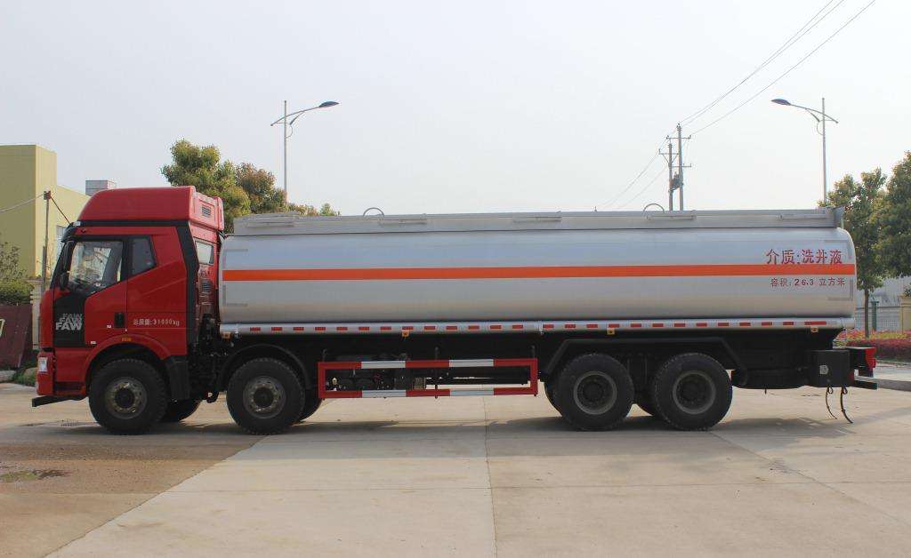 15吨饮水车运输车