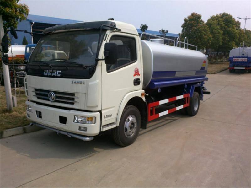 解放J6丁醇运输车