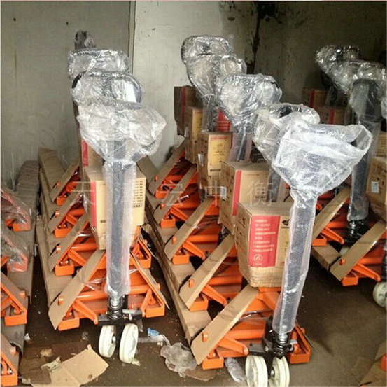 随州2.5t手动托运电子叉车秤