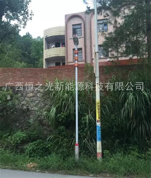 广西太阳能路灯安装_质量超群的源码太阳能  太阳能LED路灯  源码太阳能路灯  南宁太阳能路灯