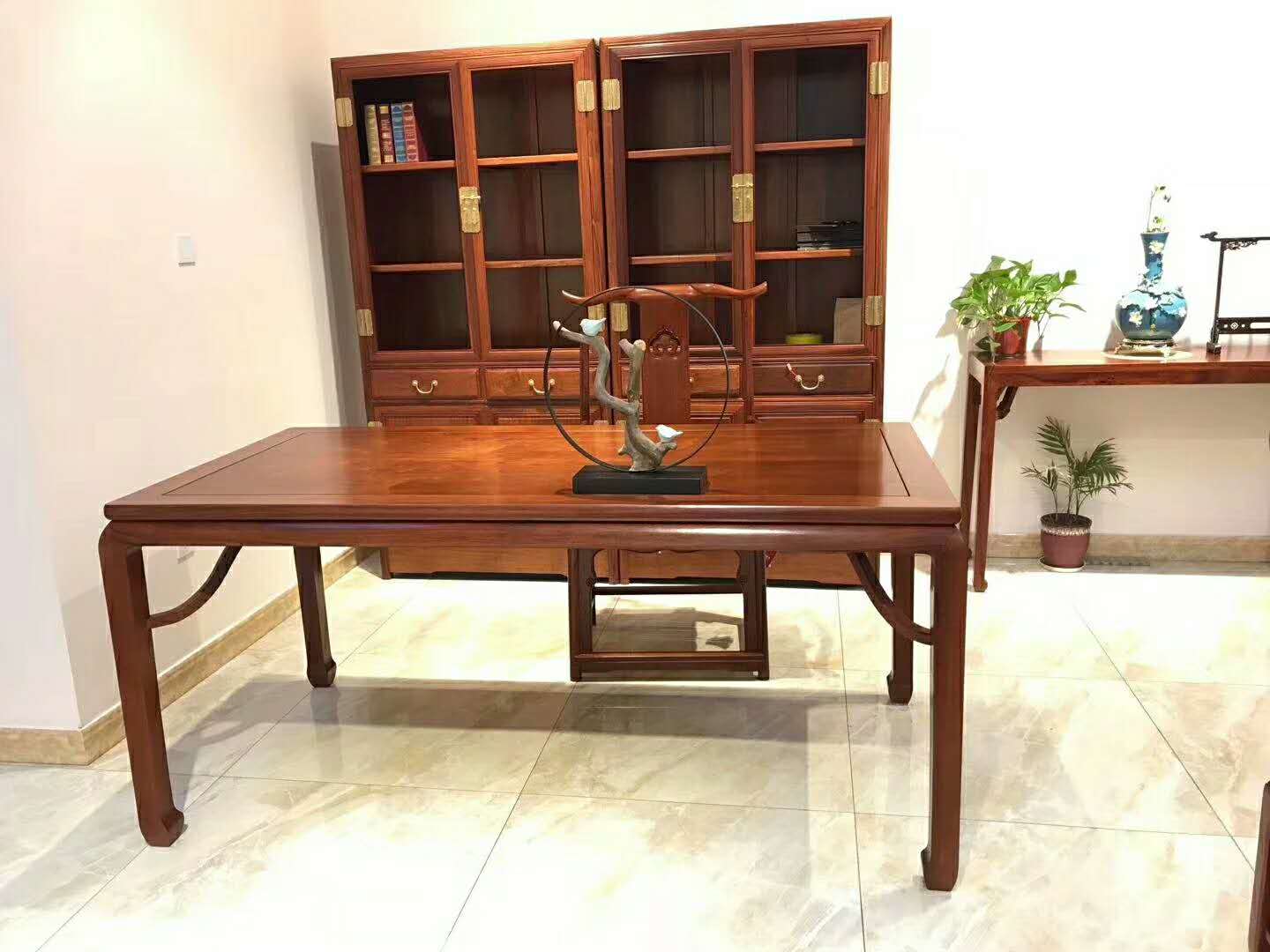 小户型适合什么样的沙发  大果紫檀  红木沙发