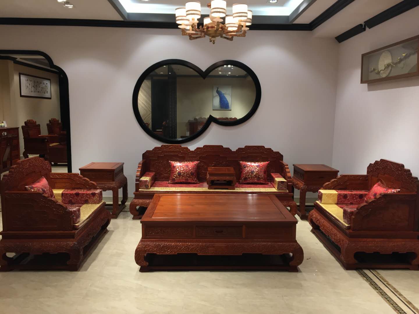 大果紫檀，刺猬紫檀  沙发大床  红木家具  书桌书房