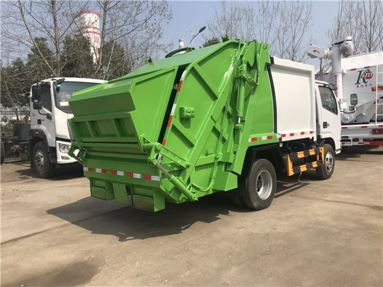 东风多利卡5方压缩垃圾车现车