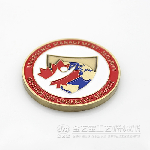 999镀银珐琅点漆徽章 浮雕纪念章 银币