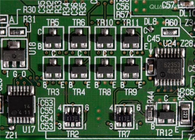 ME8337 12W 75mW 六级能效AC DC控制器  驱动外置三极管  低压检测  LED驱动IC