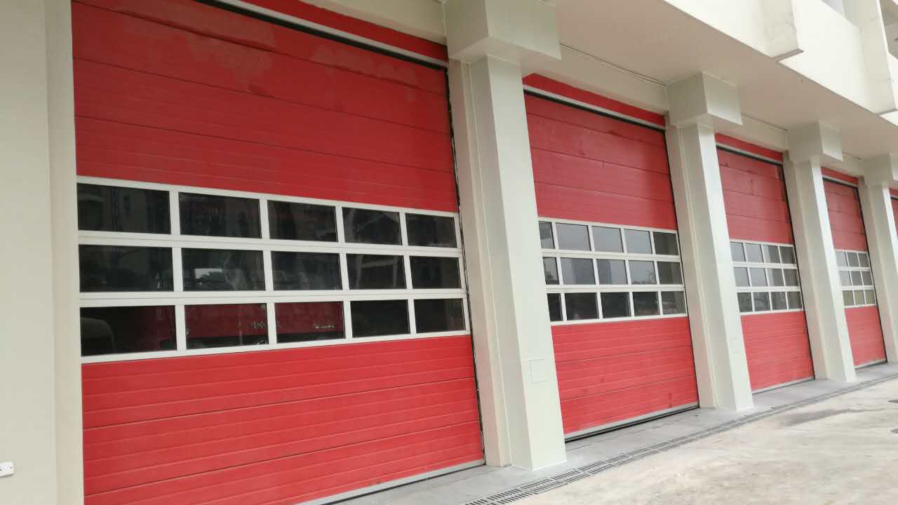 郑州鸿发快速卷帘门性价比高厂家  郑州鸿发快速门  快速门性价厂家  快速感应门