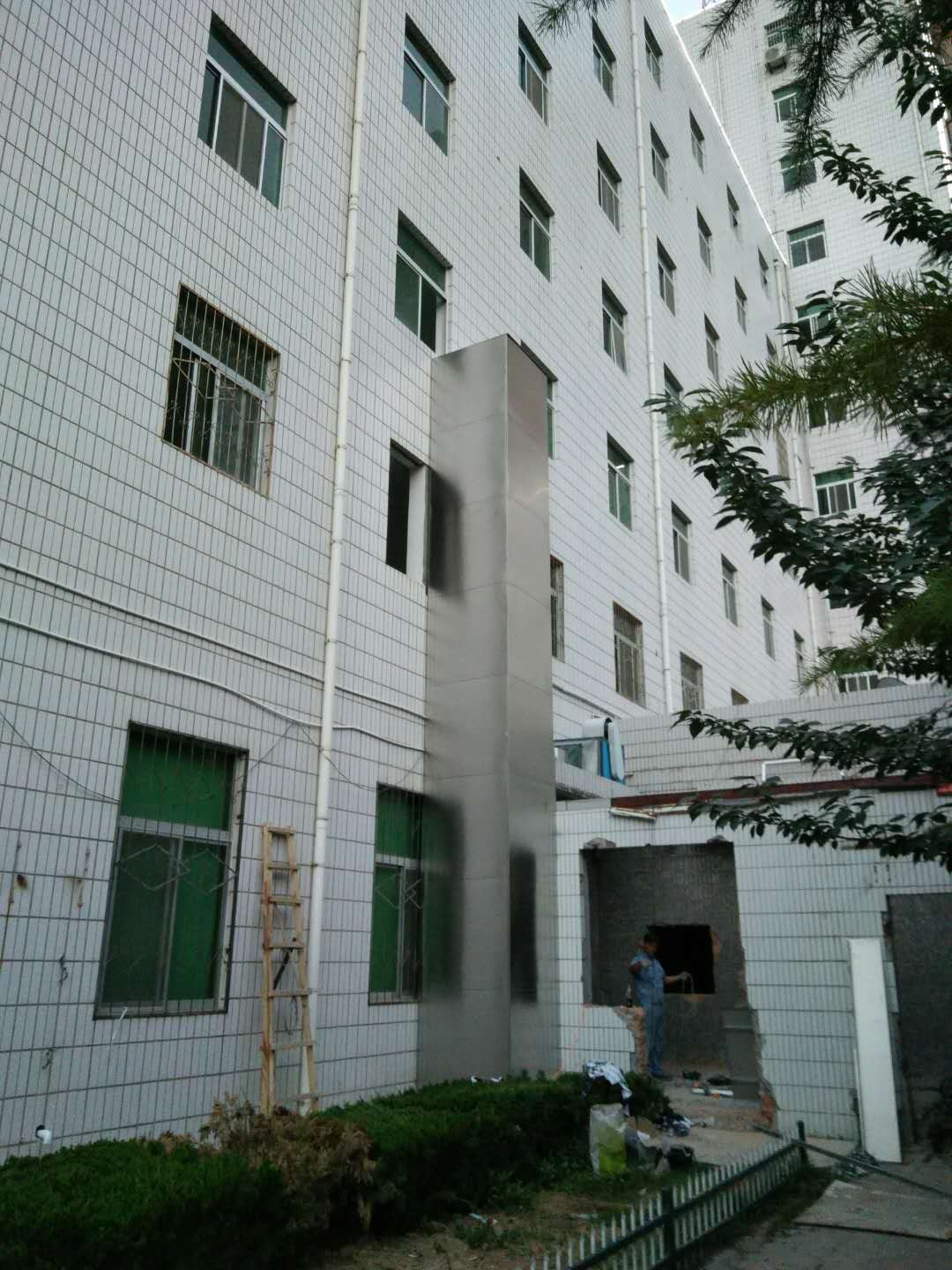 西安银行杂物电梯厂家-陕西具有口碑的杂物