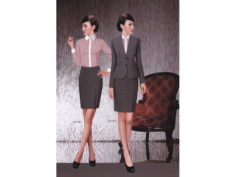 甘肃男女西服定做_百丽服饰公司供应物超所