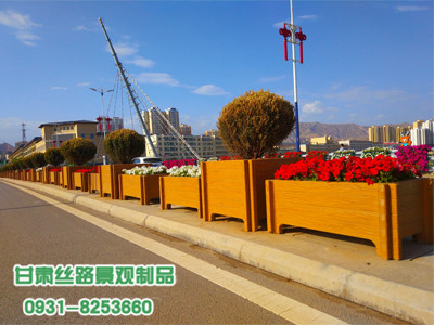 兰州河道栏杆护栏|价格实惠的仿木花箱兰州