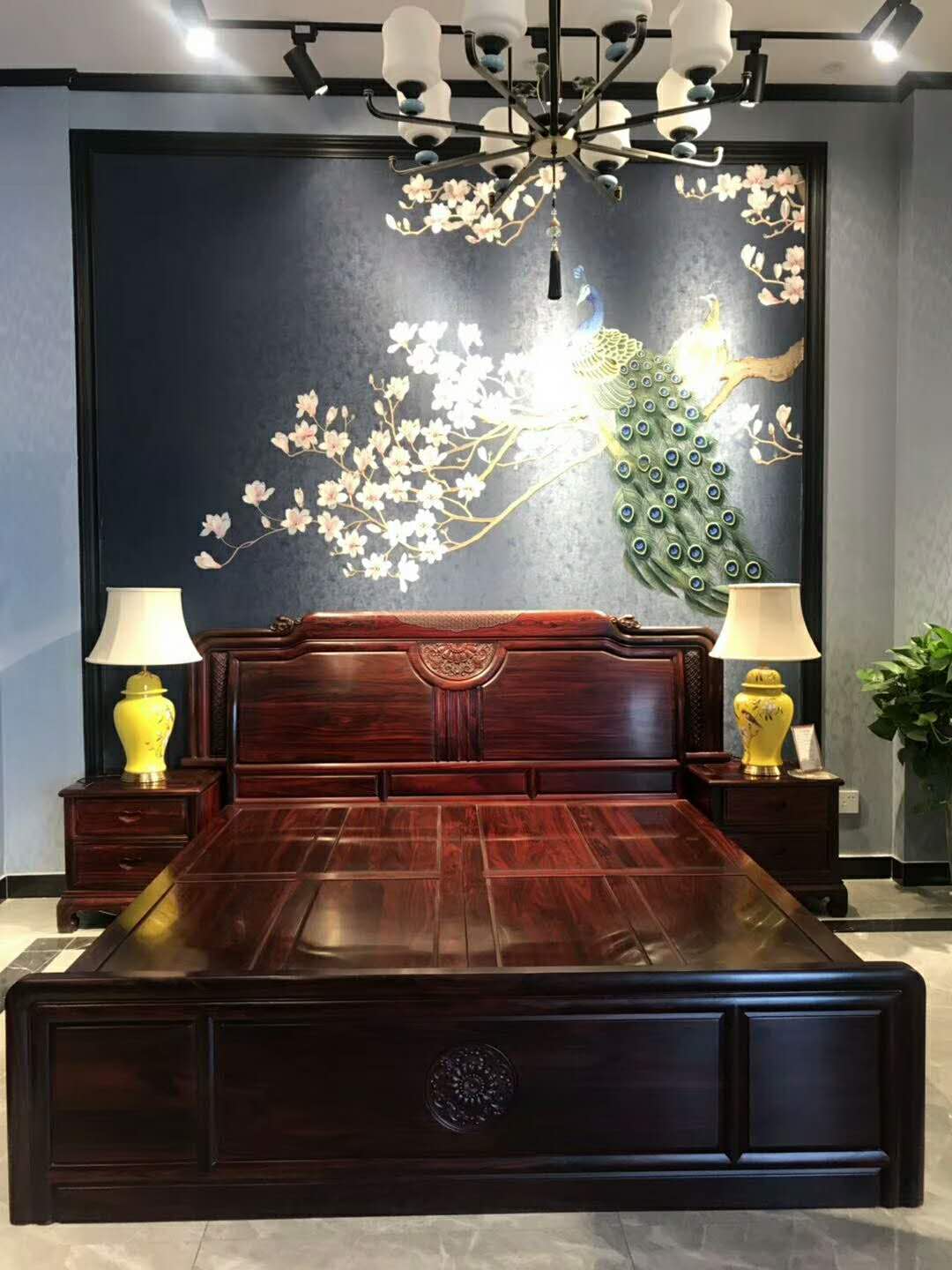 阔叶黄檀就是印尼黑酸枝吗  想买红木家具  花梨木和黑酸枝  红酸枝