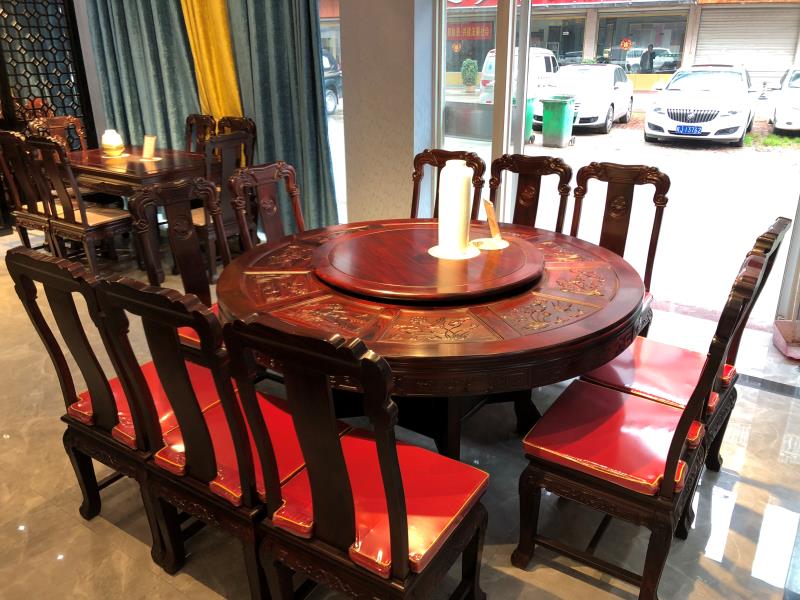 东阳阔叶黄檀找御美尚品红木家具厂  红木家具沙发大床  花梨木印尼黑酸枝  西餐桌圆台
