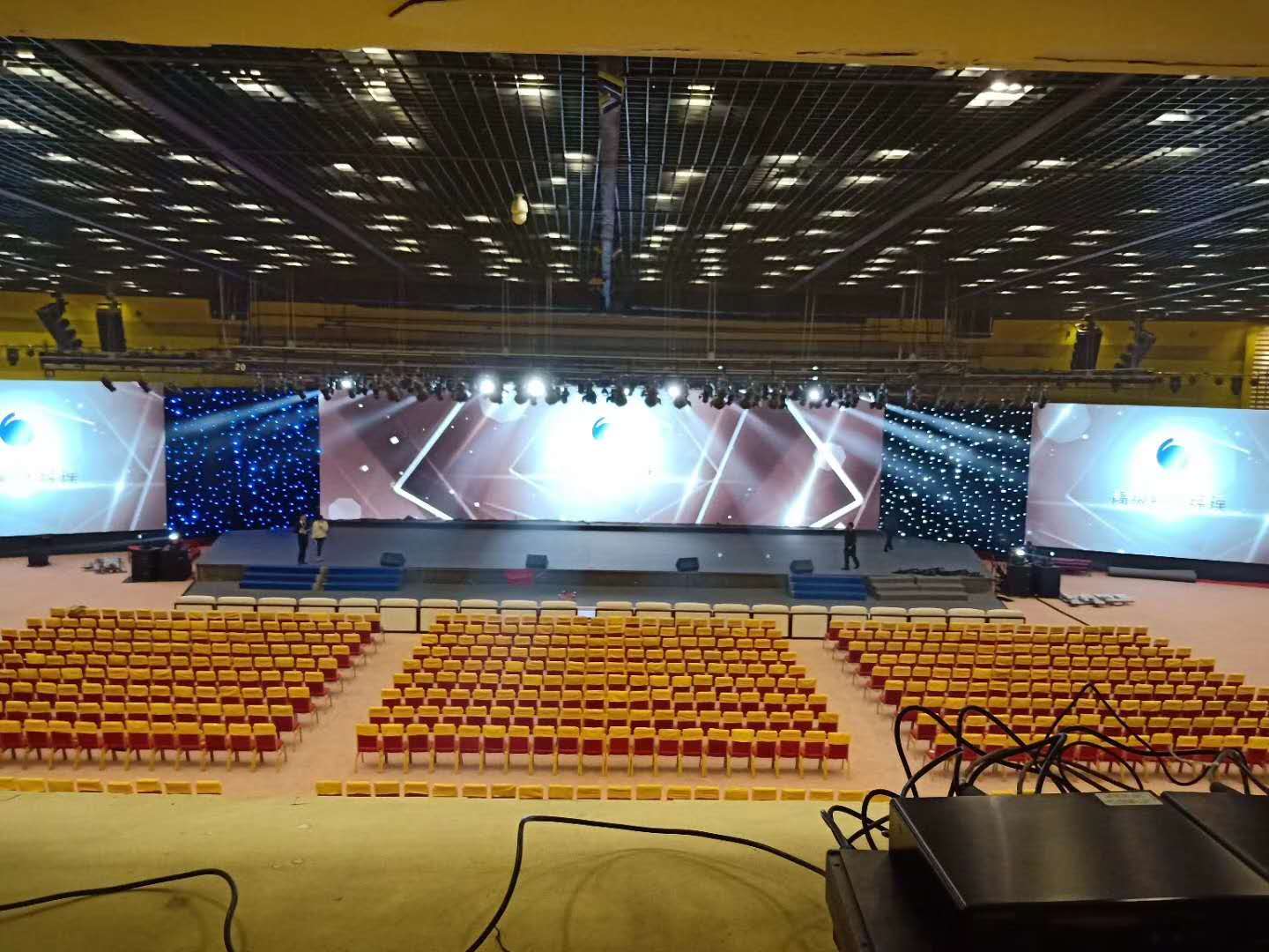 专业桁架租赁搭建价格  桁架供应商  桁架舞台背景搭建价格