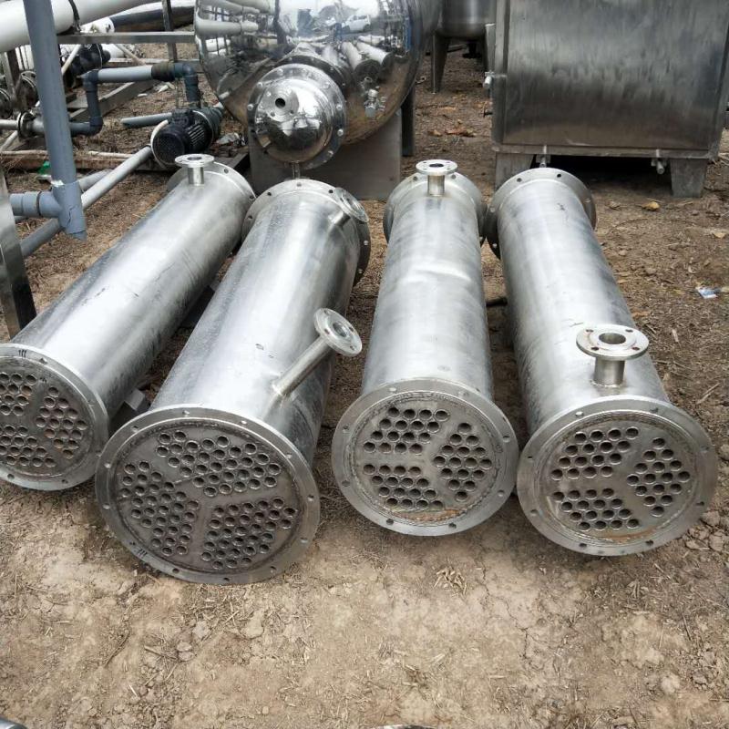 80平方不锈钢列管泠凝器  100平方不锈钢泠凝器  10平方不锈钢泠凝器  160平方不锈钢泠凝器