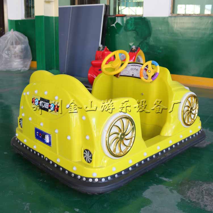新款儿童电动碰碰车 大型双人公园热销碰碰车  价格