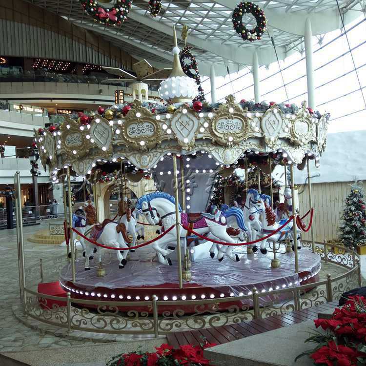 儿童游乐设备旋转木马新款供应，金山游乐豪华转马  价格