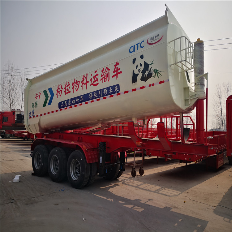 新型环保粉粒物料运输半挂车罐式后翻半挂车  新型环保半挂车  粉粒物料运输车