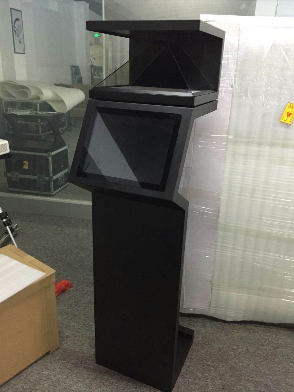 现货供应270全息展示柜 全息投影柜裸眼3D  全息投影玻璃  3D展柜
