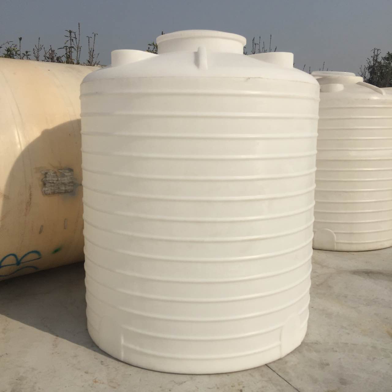 连云港尊霖厂家直销6000Lpe储罐&nbsp;&nbsp;6吨化工储罐&nbsp;&nbsp;6立方防腐水箱