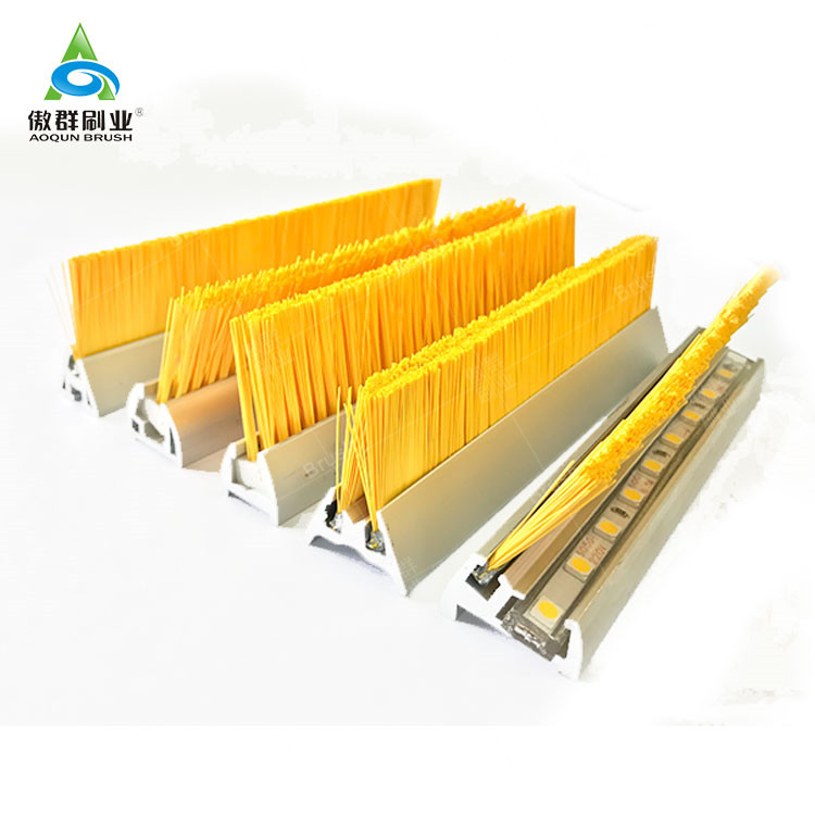 防夹扶梯底部的毛刷傲群刷业厂家