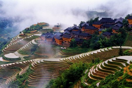 三江程阳八寨 世界奇观龙脊梯田 桂林山水四天高铁  桂林旅游