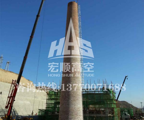 黑龙江100m烟囱刷航标——宏顺建设