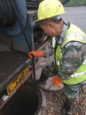 武汉道路雨污水管道疏通  武汉道路雨水管道疏通  武汉道路污水管道疏通  武汉雨污水管道疏通