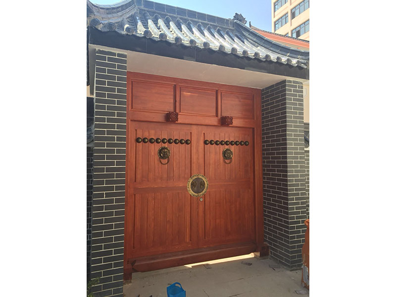 兰州农村别墅大门-专业的实木门供应商-当