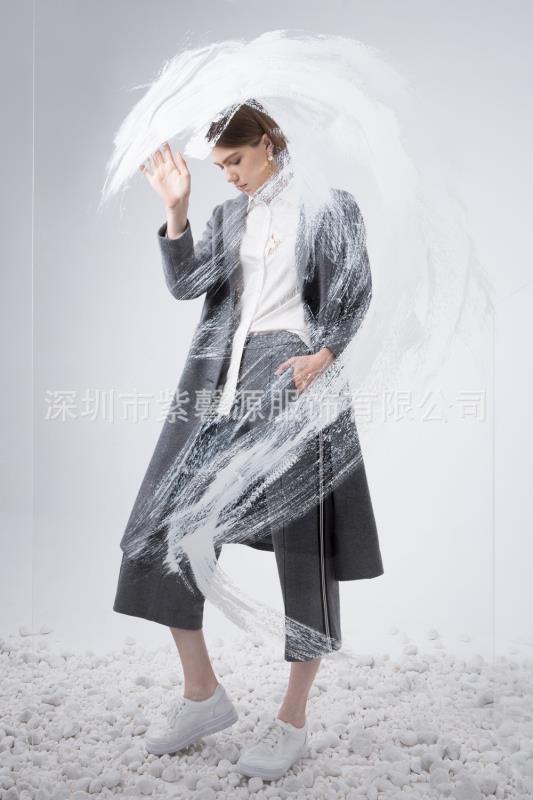 广州高端品牌女装折扣走份批发  品牌女装走份批发  高端品牌女装库存批发