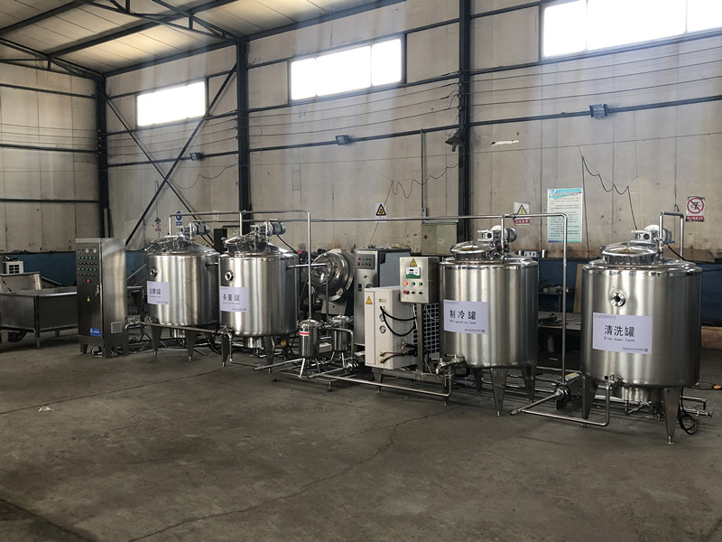 牛奶全套生产线 小型酸奶流水线 奶吧用酸奶机  鲜牛奶加工设备  鲜奶生产线价格  小型酸奶设备