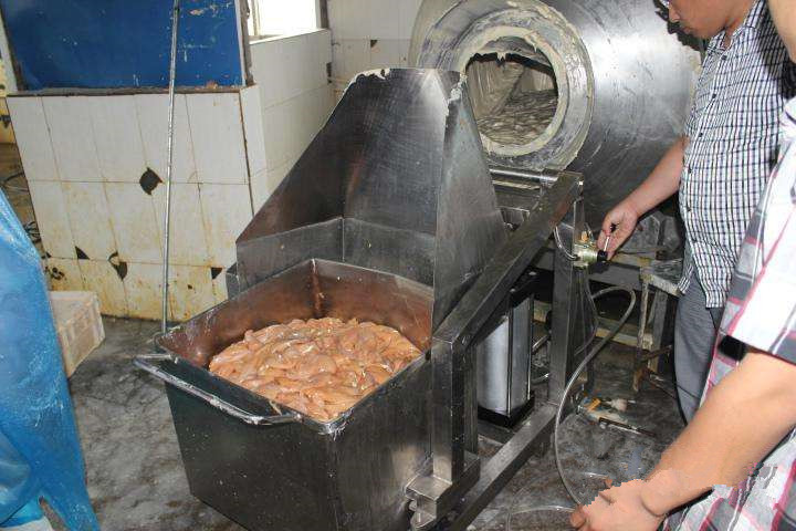 内蒙古牛肉腌制机 猪肉羊肉真空滚揉机  真空肉类腌制机  牛肉真空腌制机  羊肉真空滚揉腌制机