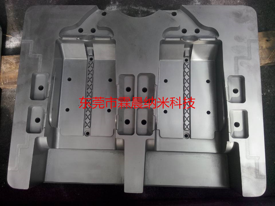 压铸模真空镀膜纳米涂层增加抗疲劳力耐高温1400度  模具真空镀膜  模具纳米涂层  模具耐高温镀层