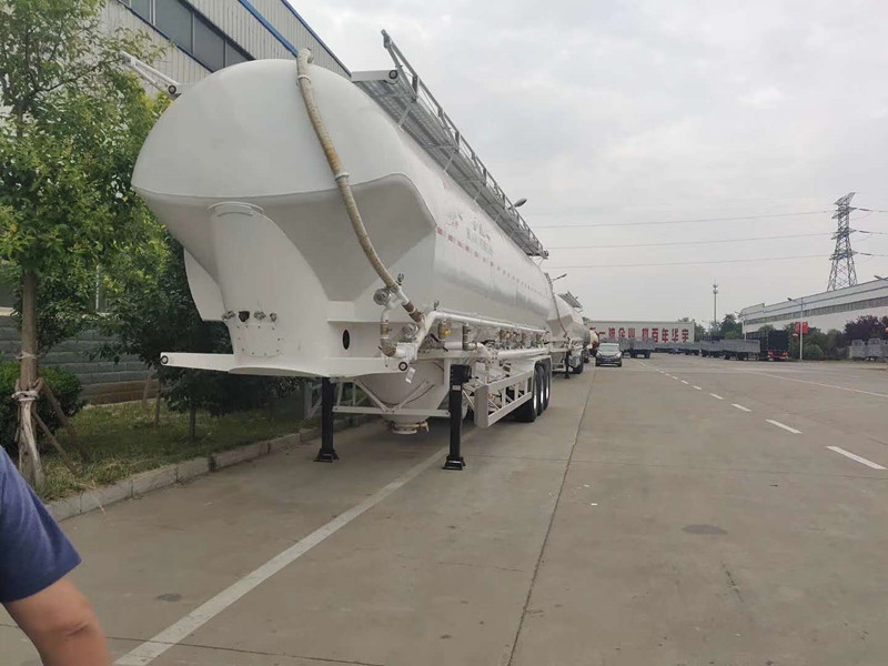 食用面粉运输车 60立方白面运输车 面粉运输专用车厂家