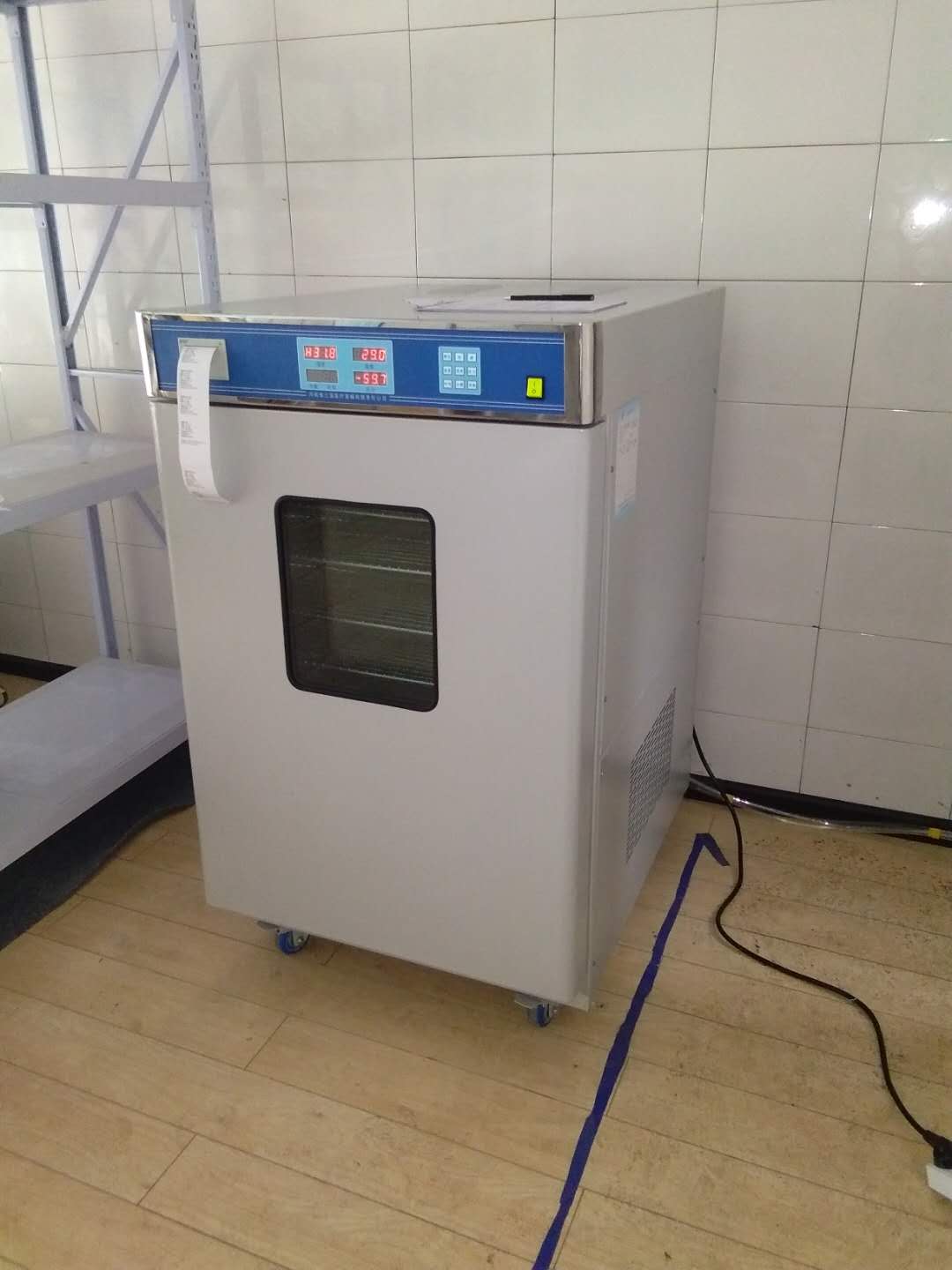 医用环氧乙烷灭菌器 器械低温EO气体灭菌柜  医用器械低温灭菌器  低温环氧乙烷灭菌柜  手术室器械灭菌柜