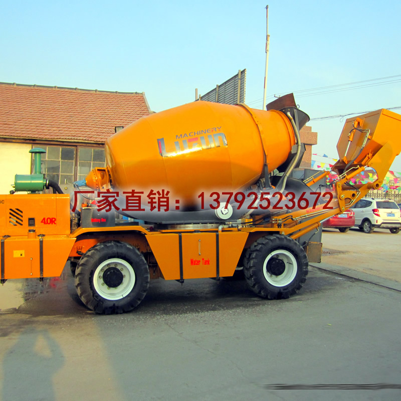 鲁樽4方小型混凝土搅拌车尺寸热销新款  自动上料搅拌车  移动式搅拌机
