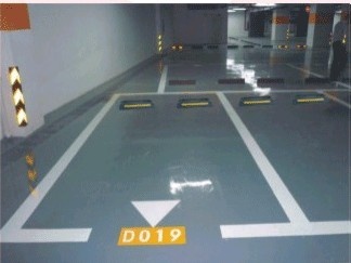 专业停车场车位划线 道路冷喷标线施工队  车位标线  热熔划线