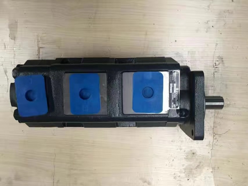 非开挖30吨水平定向钻机专用三联泵&nbsp;&nbsp;现货供应&nbsp;&nbsp;非开挖钻机三联泵&nbsp;&nbsp;水平钻机三联泵