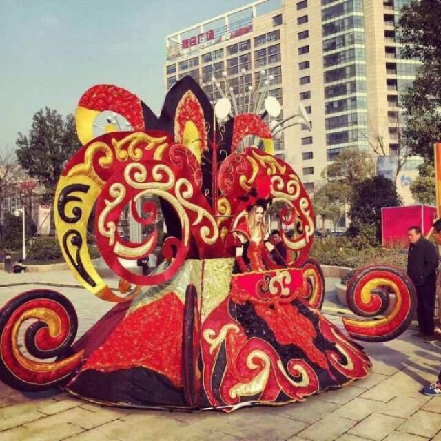 女王花车出租人穿巡游花车租赁价格_厂家  女王花车厂家  女王花车租赁