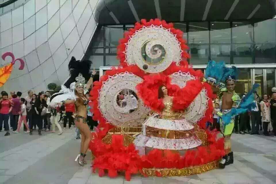 主流花车道具巡游女王花车出租女王花车道具低价出售  女王花车厂家  女王花车租赁