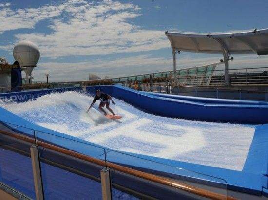 上海水上乐园活动策划出租水上冲关赛道水上滑板冲浪  水上冲浪出租  水上冲浪租赁  水上冲浪制造厂家