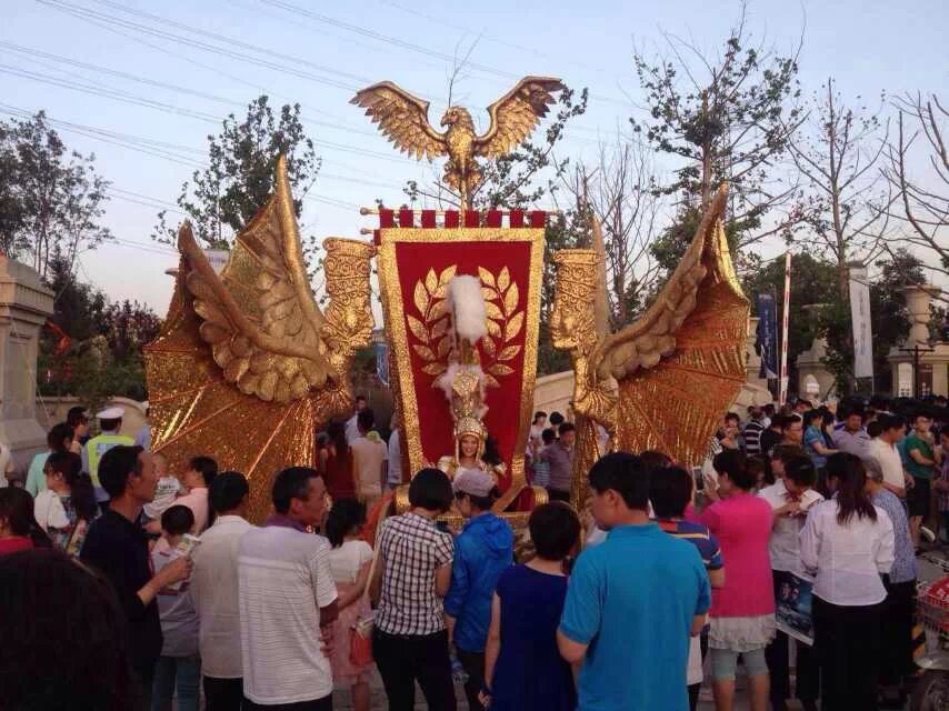 女王花车出租惊艳四座巡游花车租赁河北天鹅花车出租  女王花车厂家  女王花车租赁