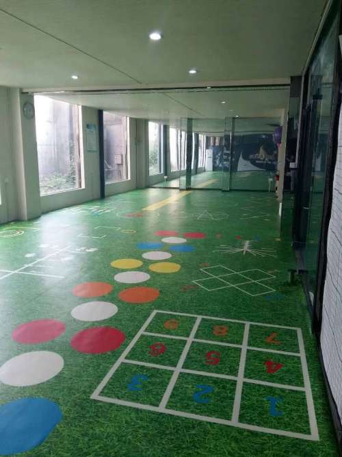 器械减震垫功能地胶塑胶地垫PVC运动地板人造草坪