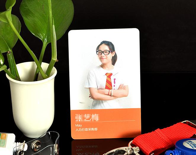天津人像卡专业制作，找精吉金卡省心