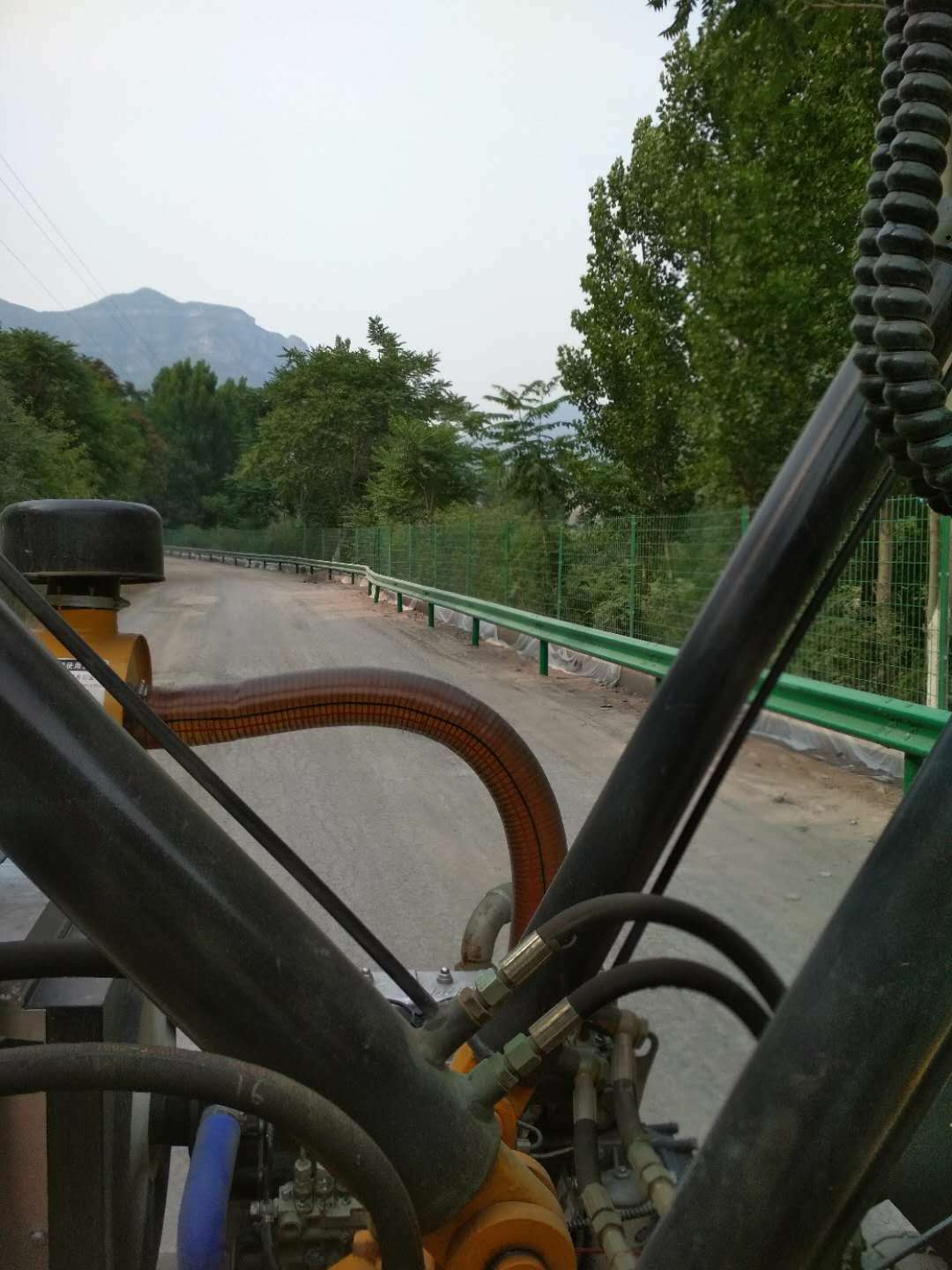 云南大理厂家直供道路护栏 高速护栏 波形护栏&nbsp;&nbsp;防撞护栏&nbsp;&nbsp;安全护栏