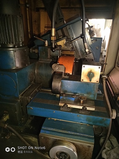 秦川YK7220A数控蜗杆砂轮磨齿机  YK7220A磨齿机  7220蜗杆砂轮磨齿机  二手7220砂轮磨齿机