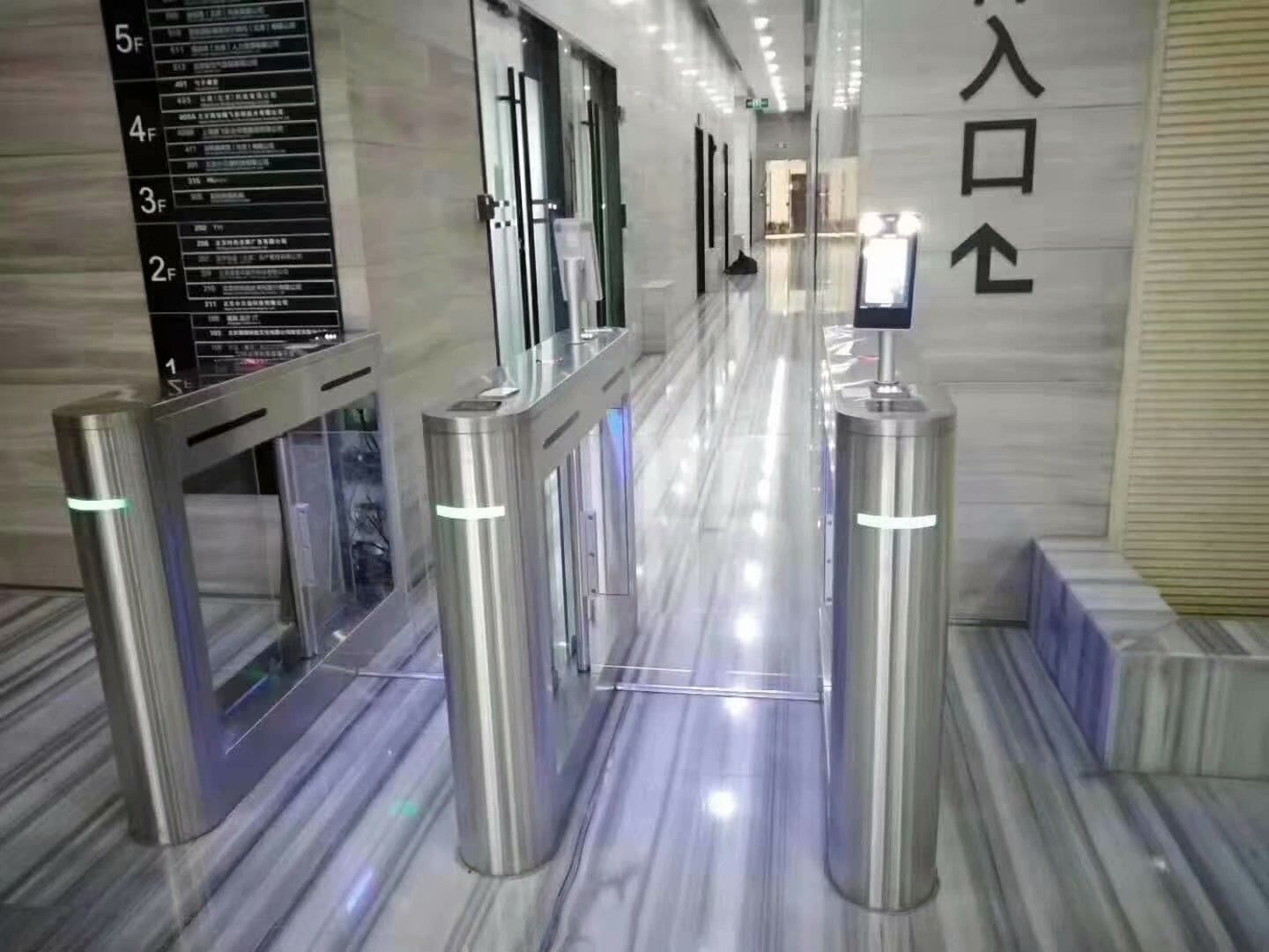 周口安装小区自动感应门公司小区广告门价格  小区人行广告门  小区自动广告门  小区自动大门