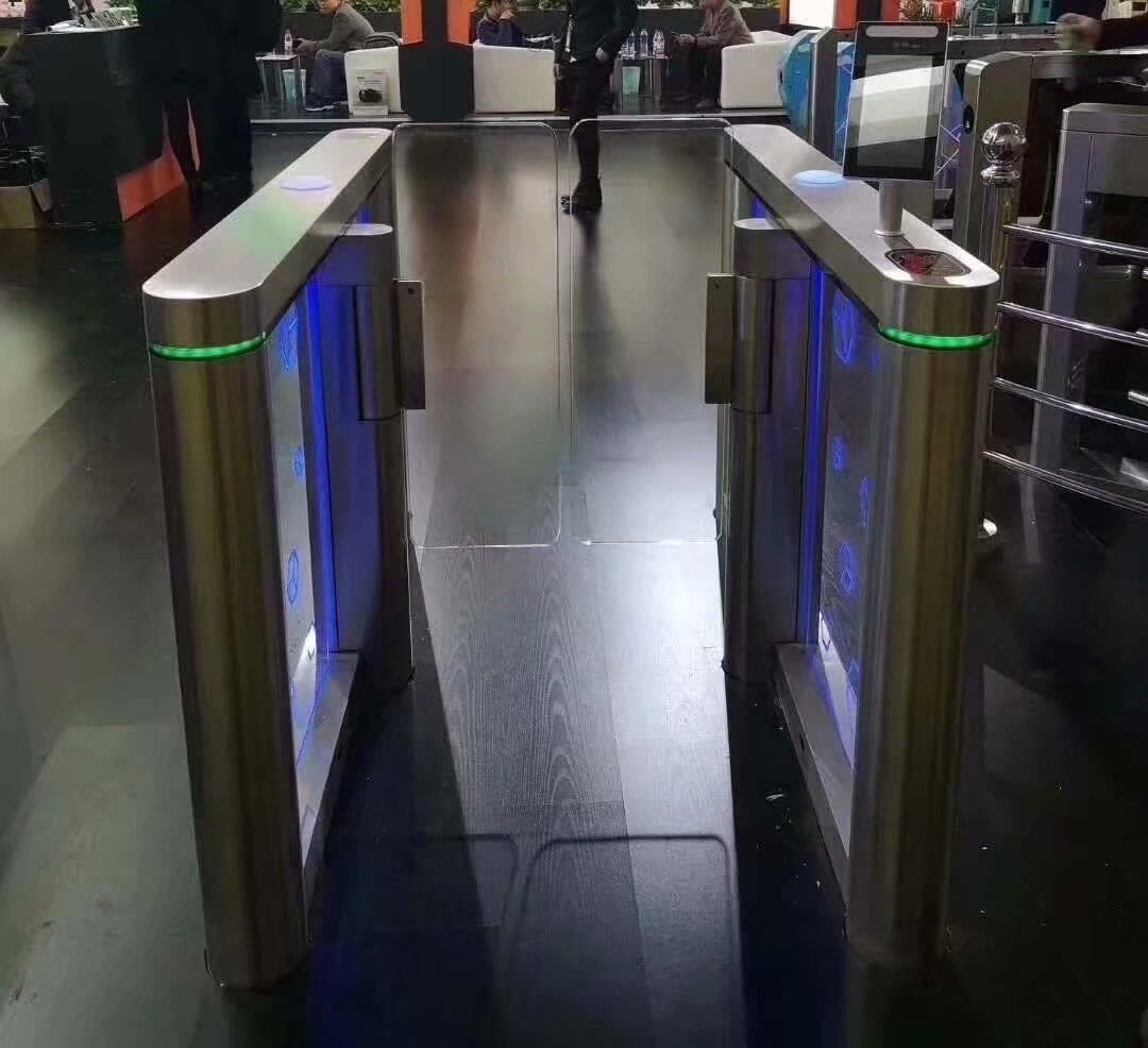 周口安装小区自动伸缩门公司小区社区广告  小区伸缩门  小区平移门  小区自动感应门