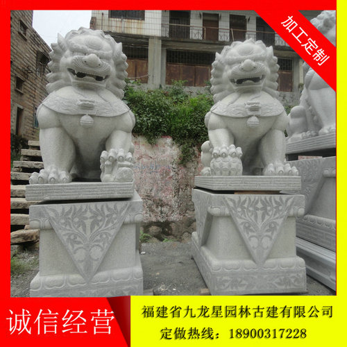 专业制作石狮子 牌坊石雕狮子 石雕狮子价格  石狮子制作