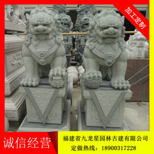 专业制作石狮子 牌坊石雕狮子 石雕狮子价格  石狮子制作